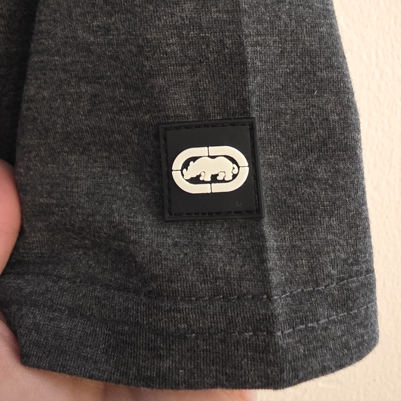 Ecko Unltd Men's Short Sleeve Hoodie T-shirt Sz Medium Burgundy Charcoal Heather - Picture 7 of 8